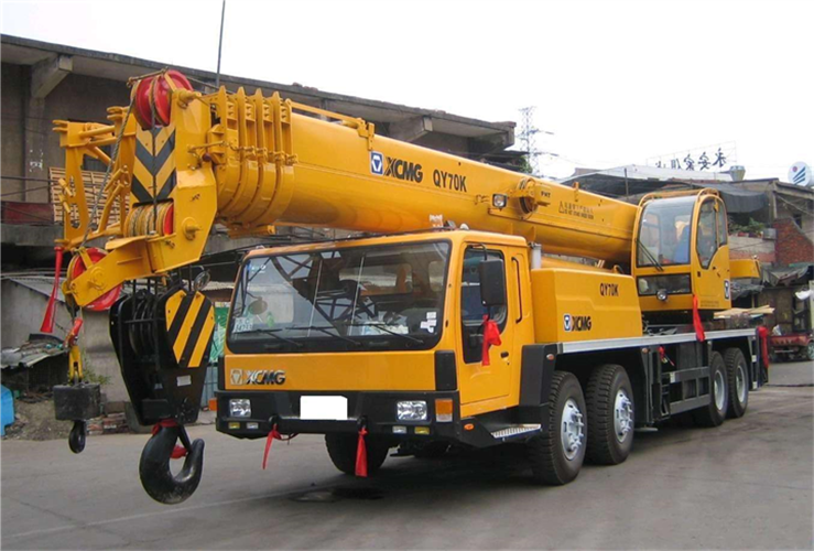 刚察县吊车出租选择重点